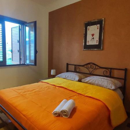 Bed and Breakfast Casa Di Mitri Carini Exterior foto